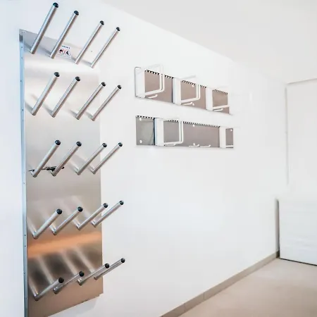 Affluent Penthouse In With Lift *